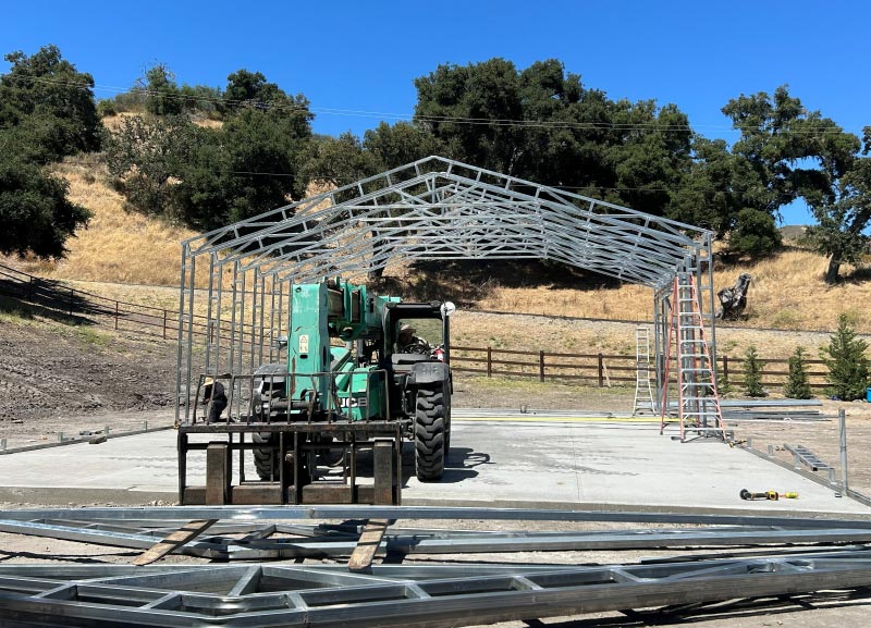 wide span building in california